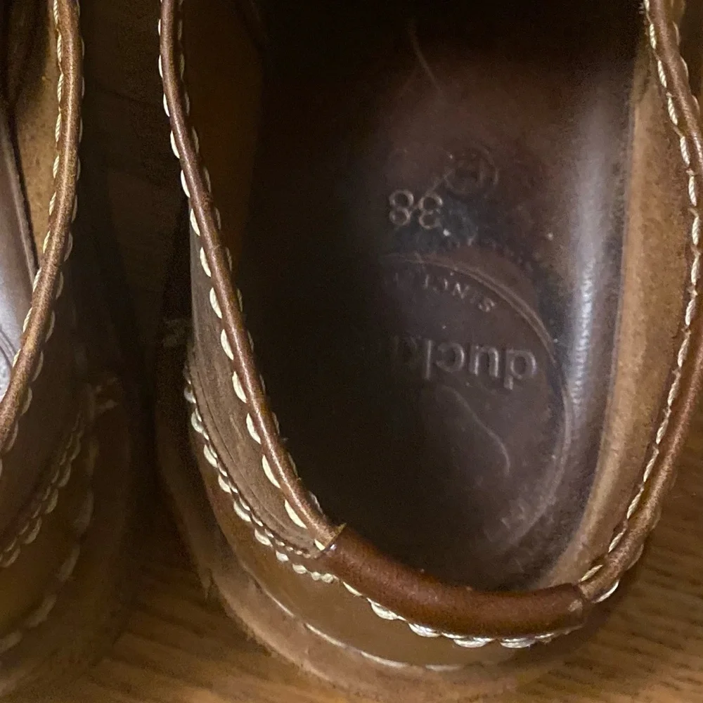 Women’s Duck feet shoes - Picture 4 of 9